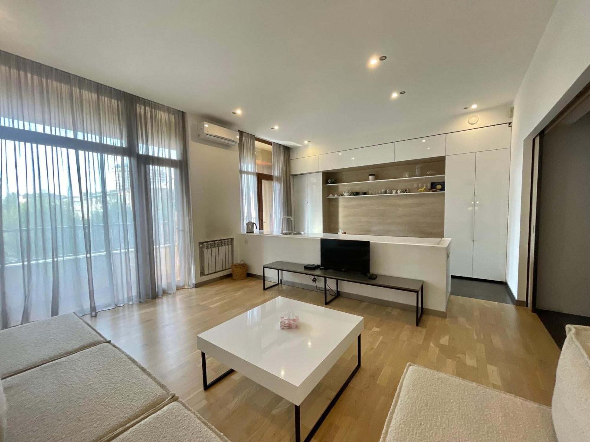 Metro Apartment Yerevan Bagian luar foto
